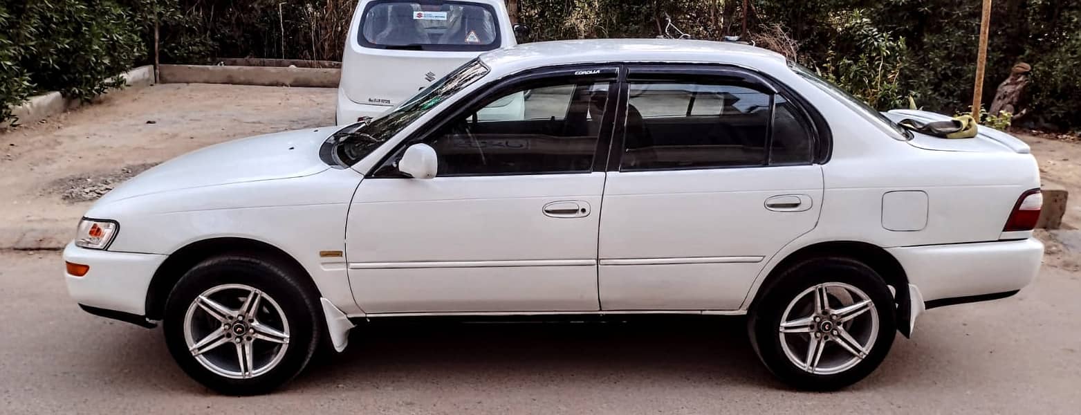 Toyota Indus Corolla XE 1998 4