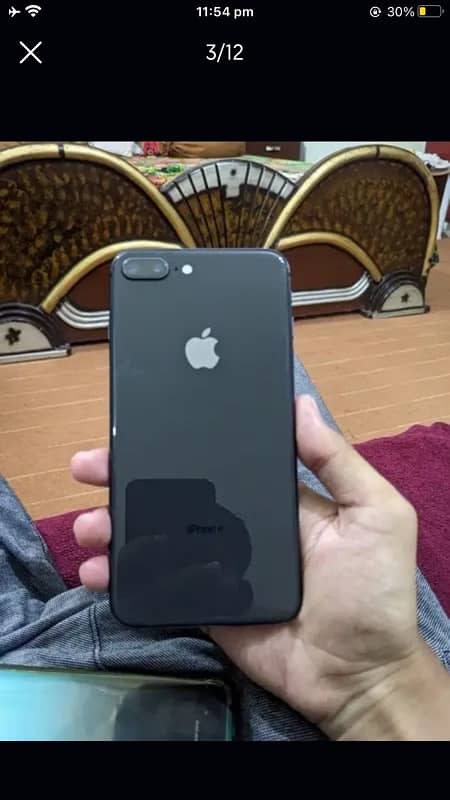 iphone 8+ 128GB 3