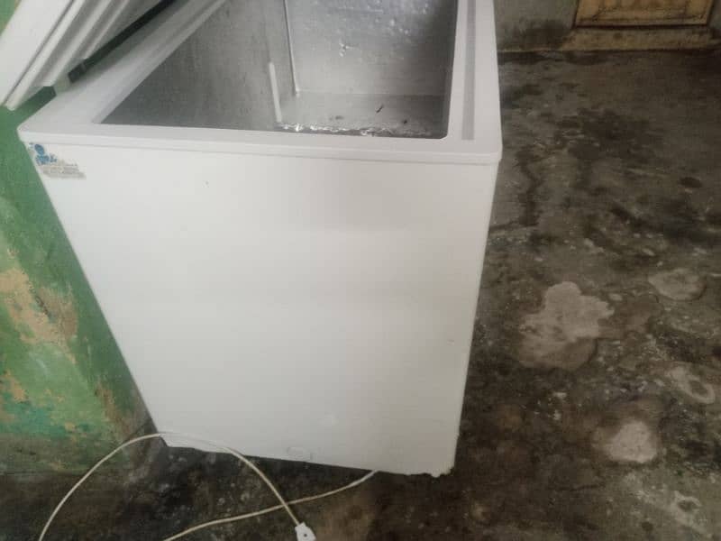 Deep freezer 1