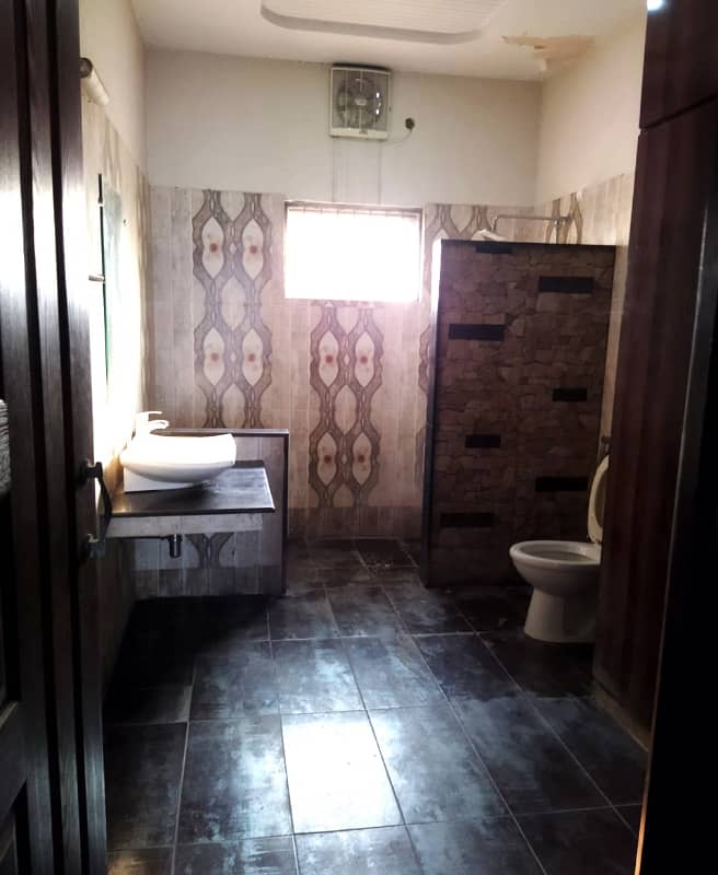 Fully Finished 01 Bed and 1 Washroom For Rent DHA Phase 2 Q-Block La 3