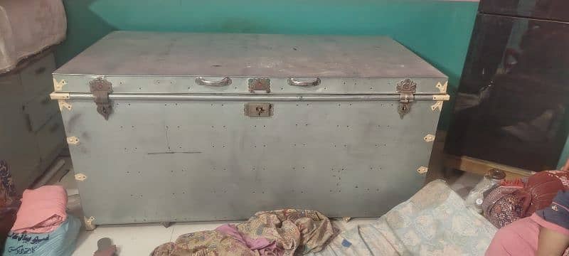 Huge Siege Trunk For Sale 2