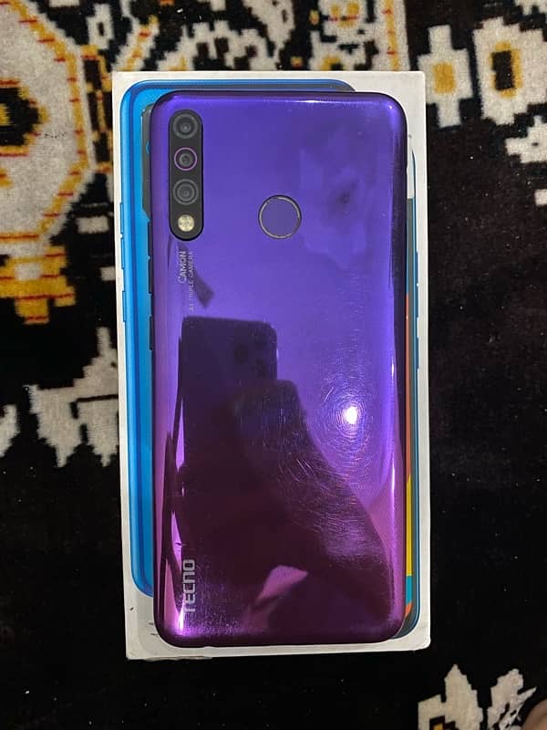 tecno camon 12air with box 2