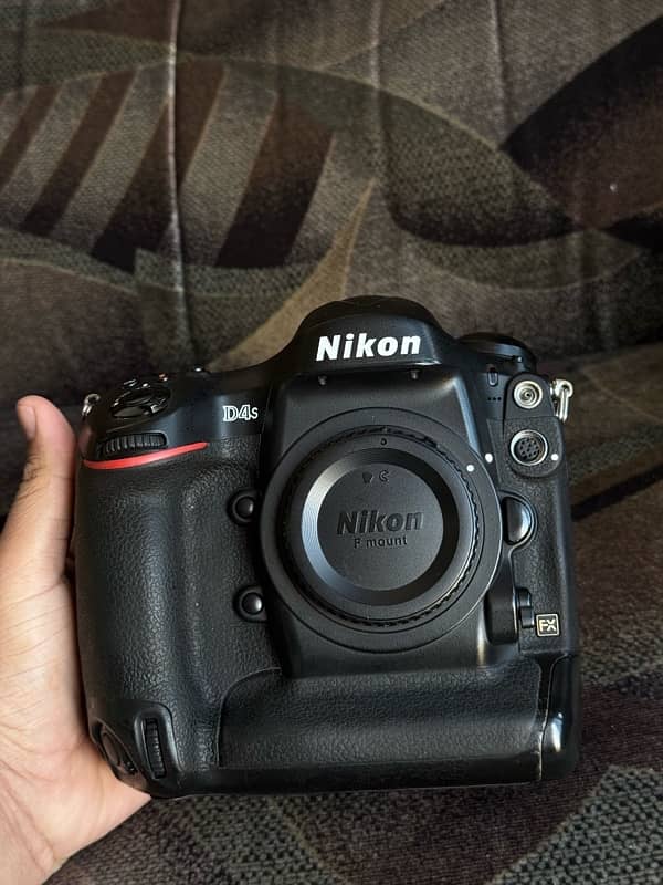 Nikon D4s Body 0