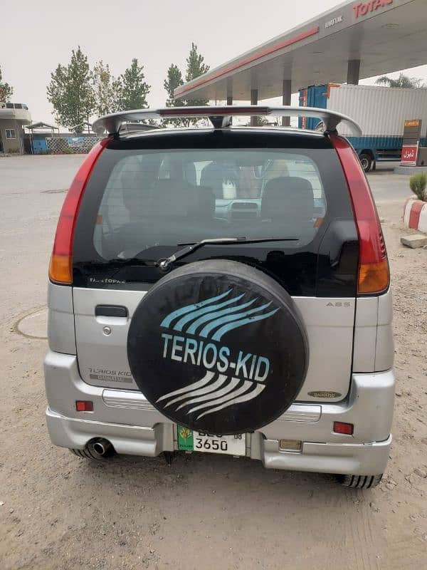 Daihatsu Terios Kid 2008 1