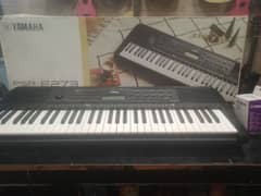 Yamaha Psr E 273 just like brand new with box and adapter