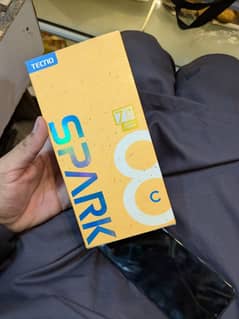 Tecno Spark 8c