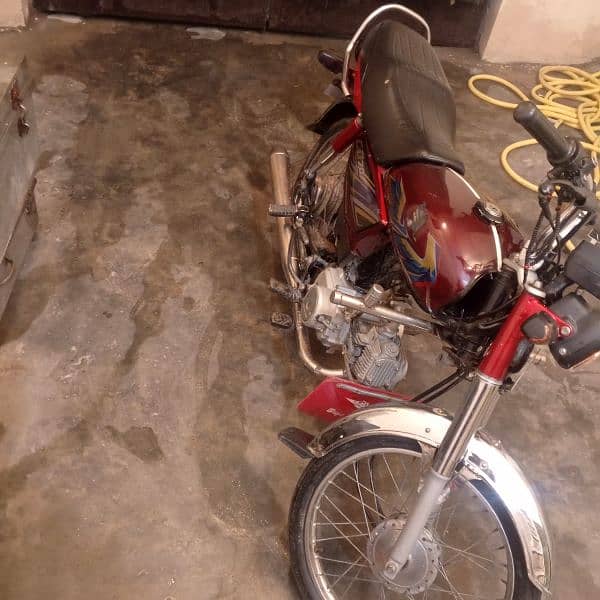 Honda cd70 new condition 3