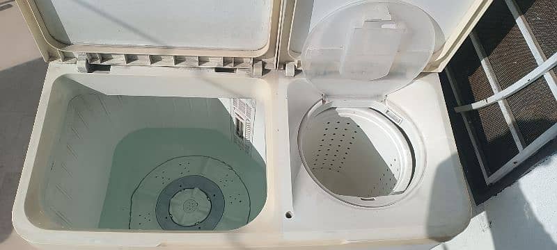 Kenwood Washing Machine and Spinner 3