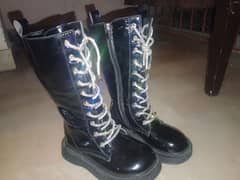 New boots Fancy baby girl 5 7 year only