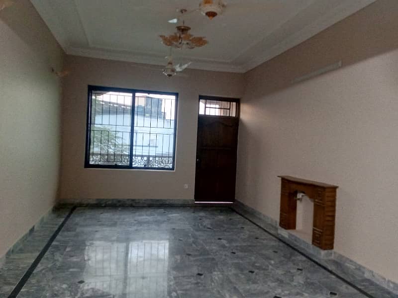 12 Marla Upper Portion for Rent 3