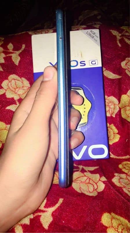 vivo y20s with box 4