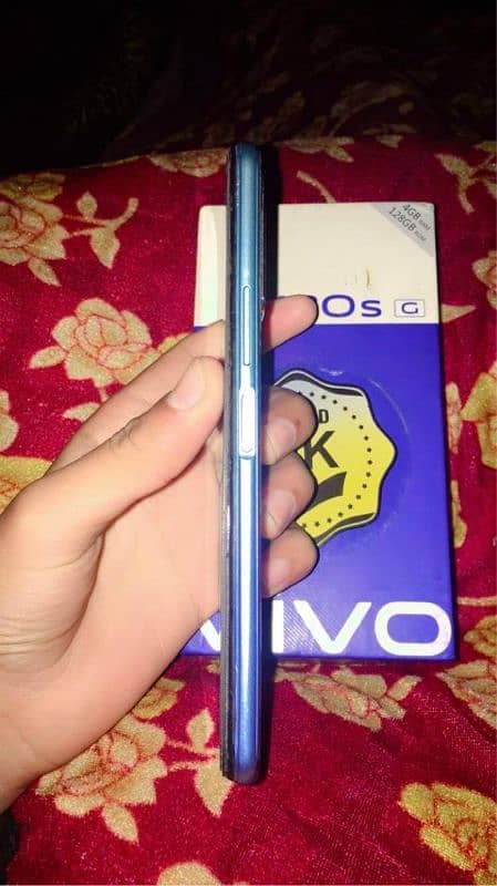 vivo y20s with box 5