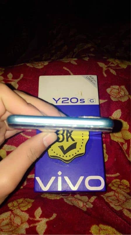 vivo y20s with box 7