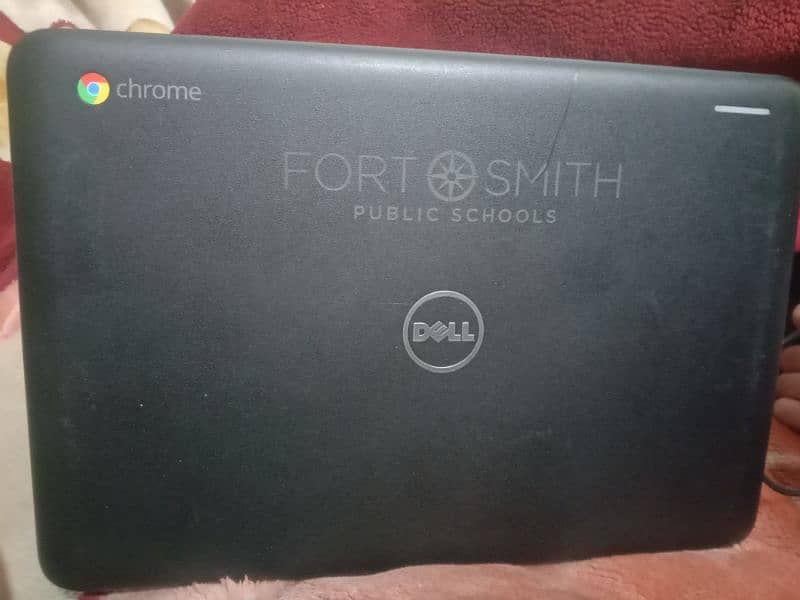 TRADITIONAL DELL LAPTOP 3