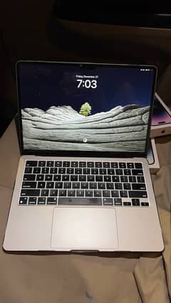 MacBook Air M2 2022