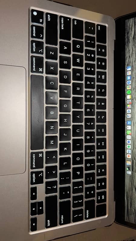 MacBook Air M2 2022 4