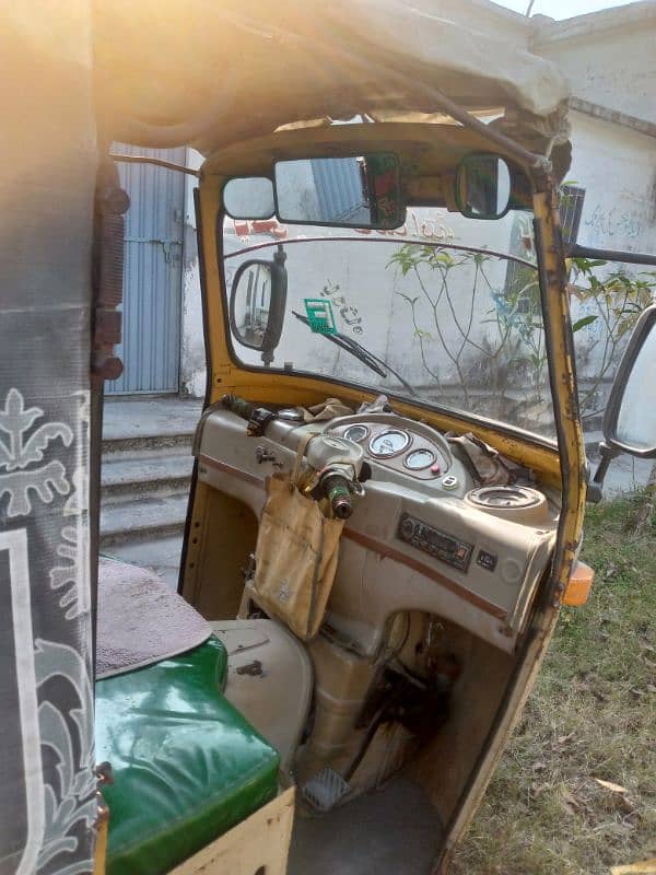 PAK STAR RICKSHAW FOR SALE MODEL 2017 5