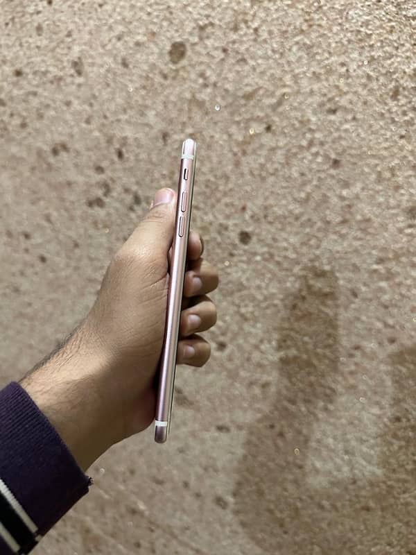 I phone 7 plus 256 gb condition 10/9 2