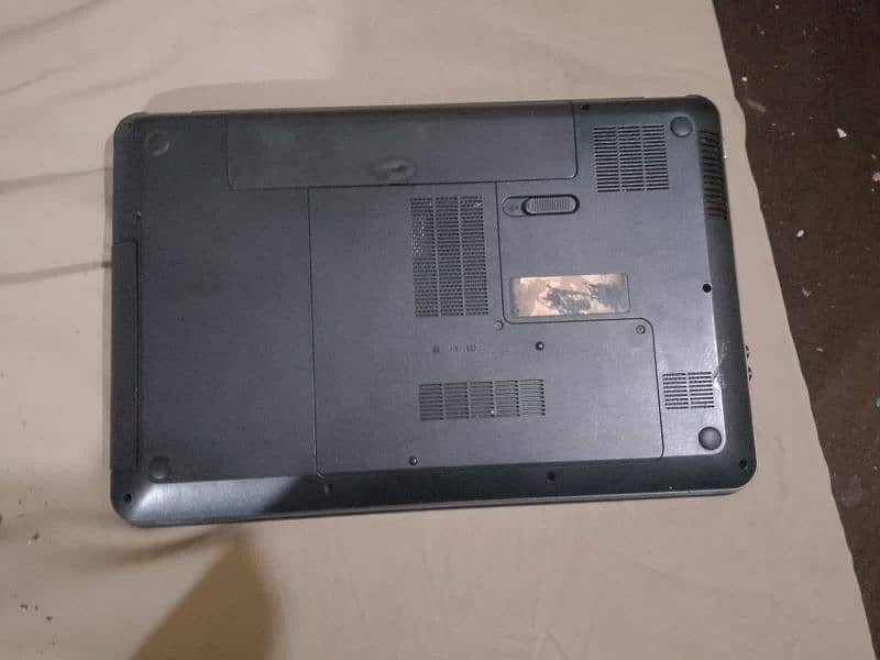 hp laptop read the description delivery awailable 6