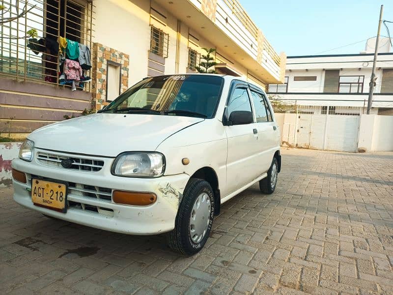 Daihatsu Cuore 2004 1