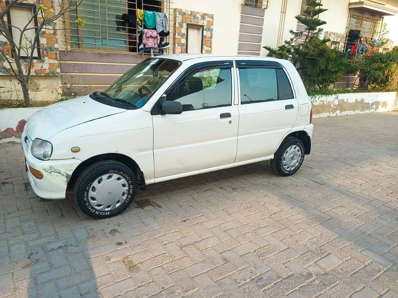 Daihatsu Cuore 2004 2