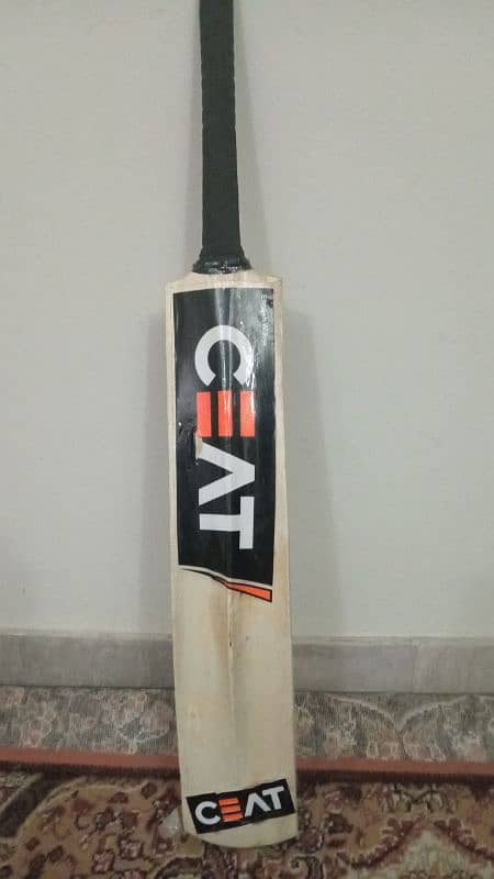 URGENT SELLING ENGLISH WILLOW BAT FOR SALE WOODEN BAT 1