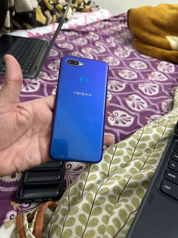 Oppo A5s used mobile in good condition with low price 5