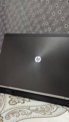 HP LAPTOP 8470W