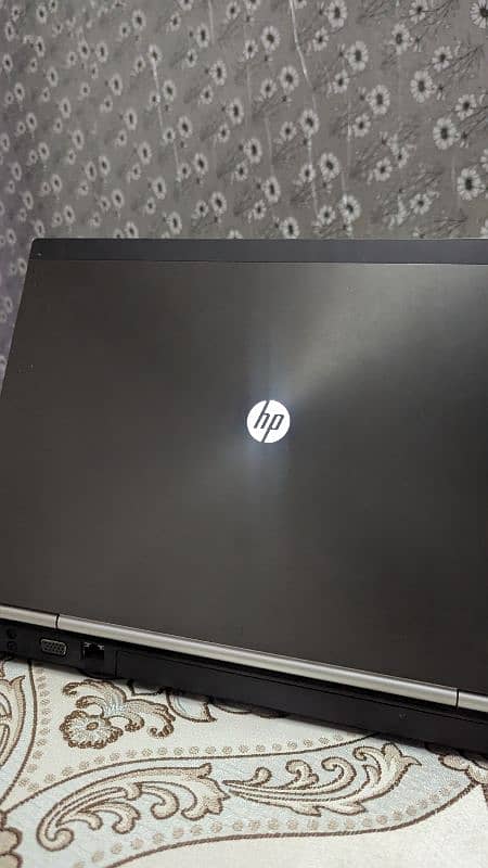 HP LAPTOP 8470W 0