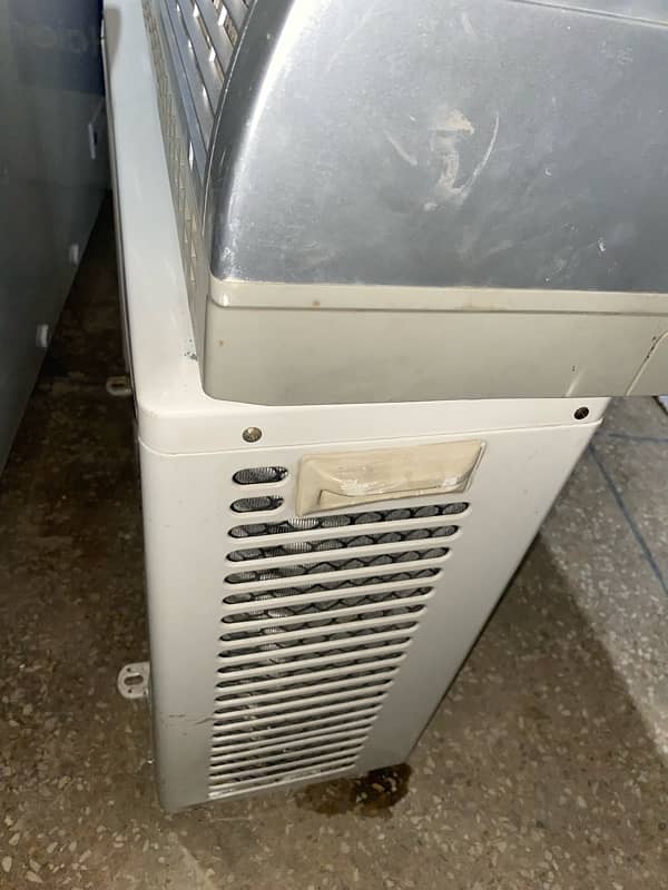 i zone heavyduty 1 ton Ac for sale 1