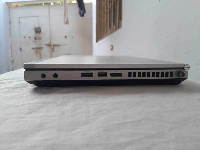 HP EliteBook 8470p 3