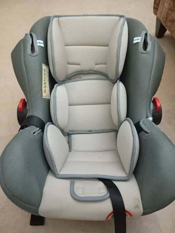 unused car seat for babies, imported cripcot 1