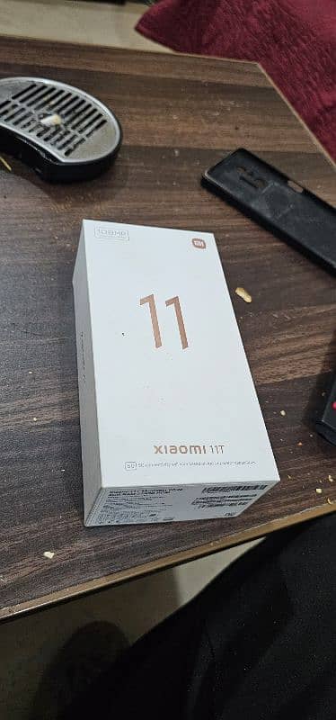 XIAOMI 11T 12/256 WITH BOX 4