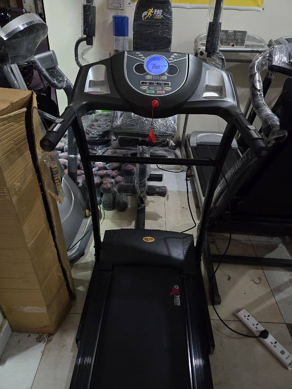 treadmill 0308-1043214/ exercise bikes / elliptical/ air bike 3