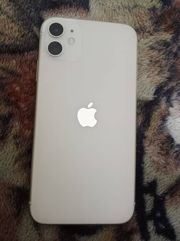 iphone 11 64 GB factory unlock non pta 1