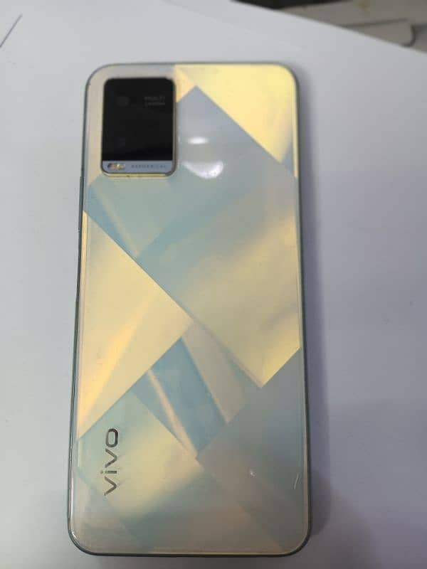 Vivo y21 0