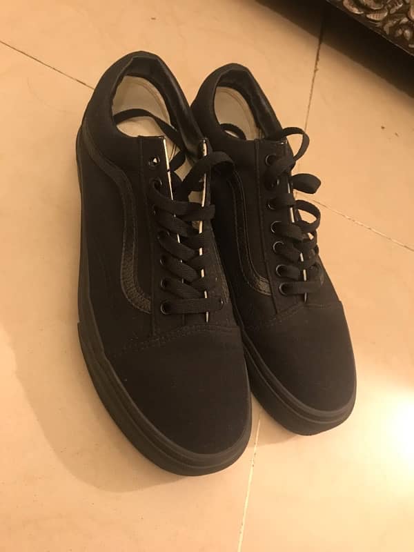 Black Vans old skool 3