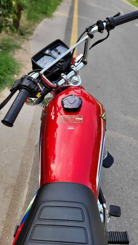 Honda CG 125 in Lush condition 1