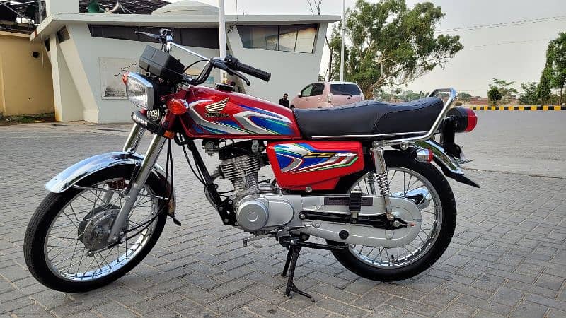 Honda CG 125 in Lush condition 2