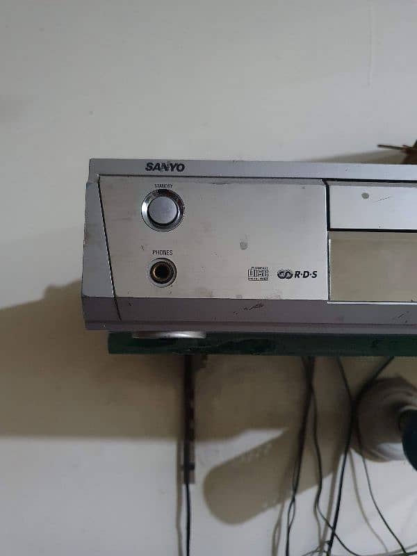 Sony Home Theatre with Sanyo DVD player Amplifier 5.1 6