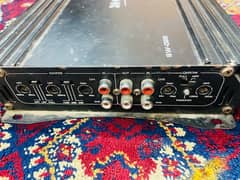 4 channel Amplifer Shock power