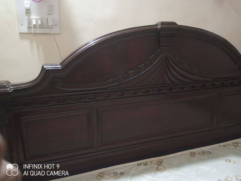 king size bed with 6inch foam 1