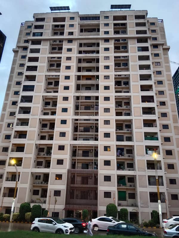 Luxury, Semi Furnished , Studio apartment Available for sale in Lignum Tower 1