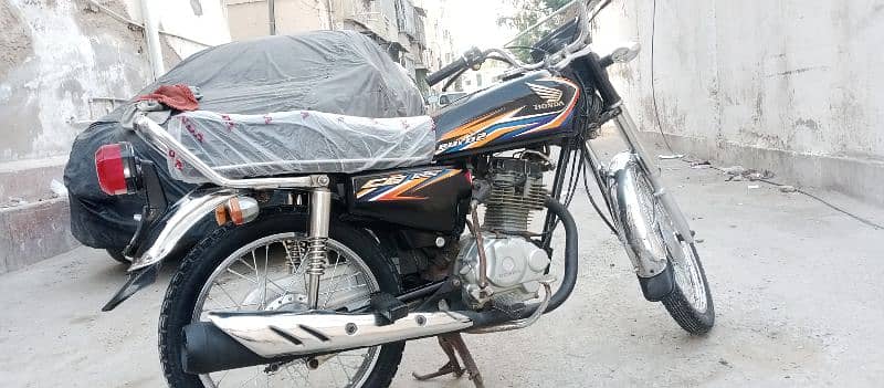 HONDA CG 125 2018 (2019 register) 10