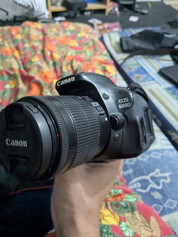 Canon EOS 600D 0