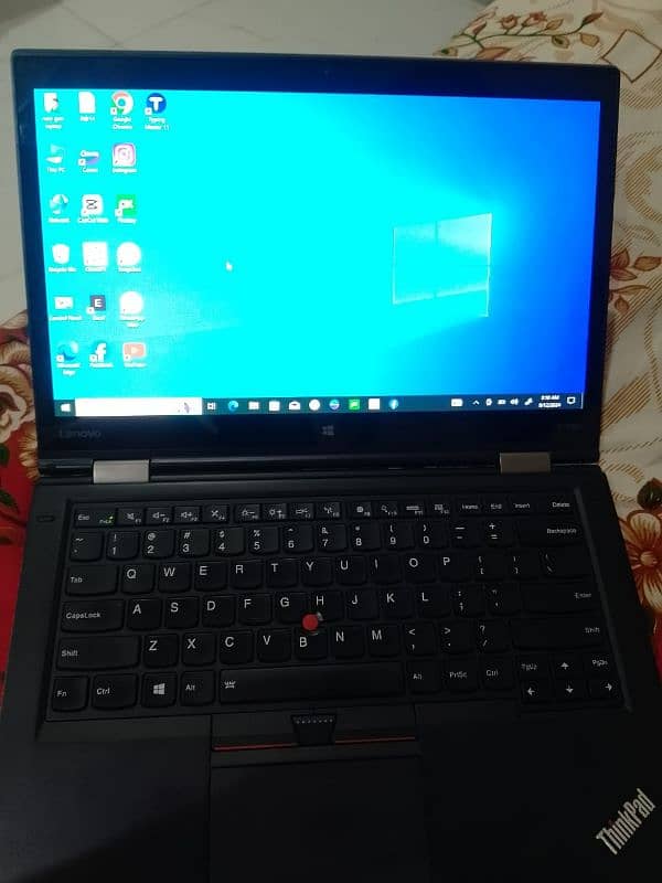 Lenovo Thinkpad X1 yoga 1