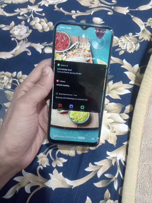 Realme 5 4/64 no any fault all okay just side Sy glass crack only set 6