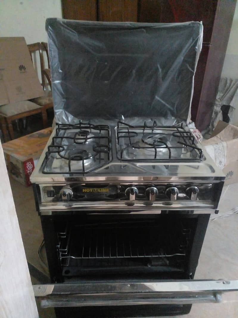 NEW UN-USED 2018 MODEL COOKING RANGE - Price Rs 32,900/- 5