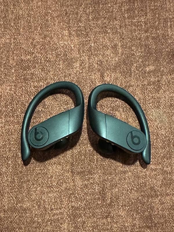 Beats Powerbeats Pro 1