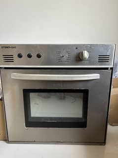 Built in gas oven